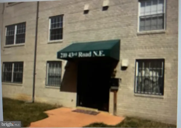 $145,000 | 210 43rd Road Northeast, Unit B3, Washington, DC 20019