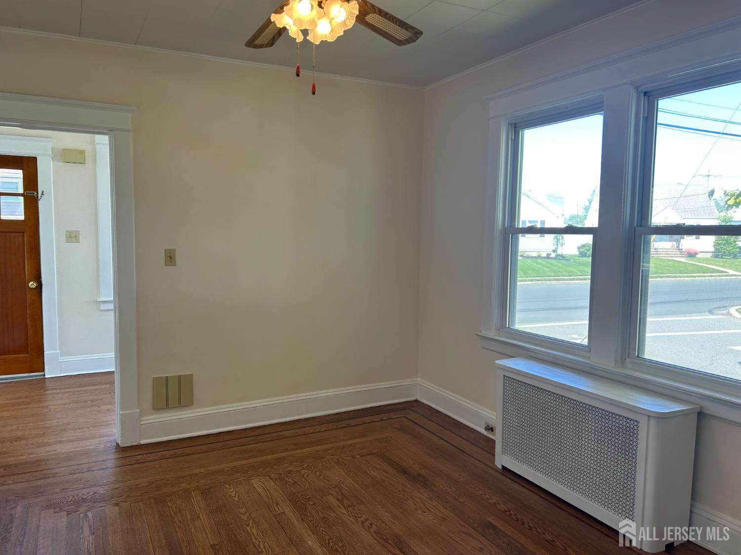 462 Crows Mill Road Fords, NJ 08863 - Photo 4 of 9