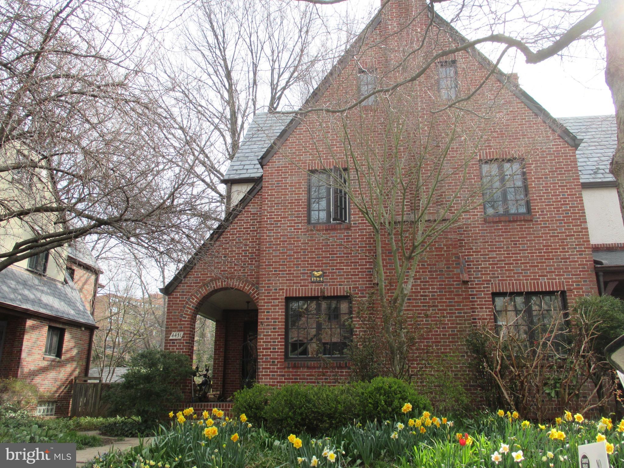 Exterior (Front)
