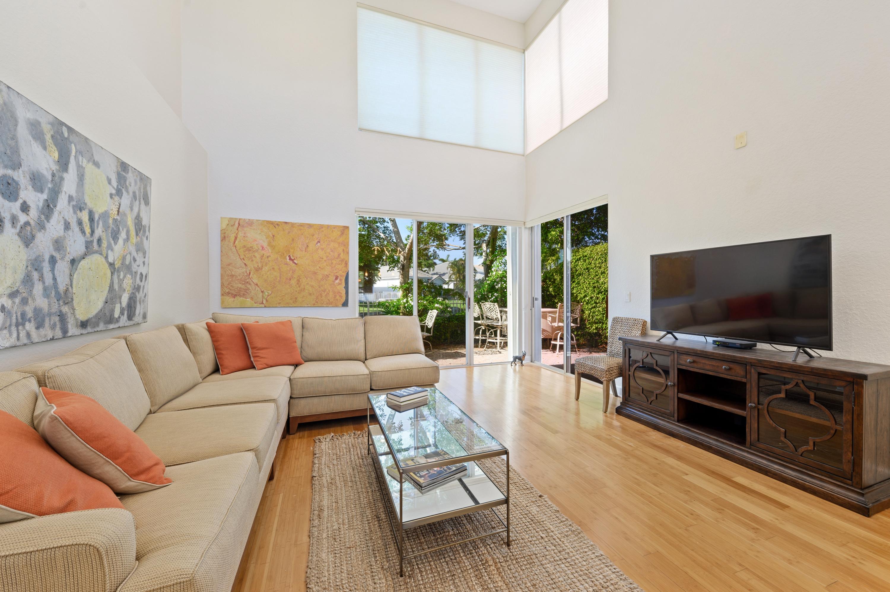 4080 Northwest 58th Lane Boca Raton, FL 33496 - Photo 4 of 20 FamilyRoom