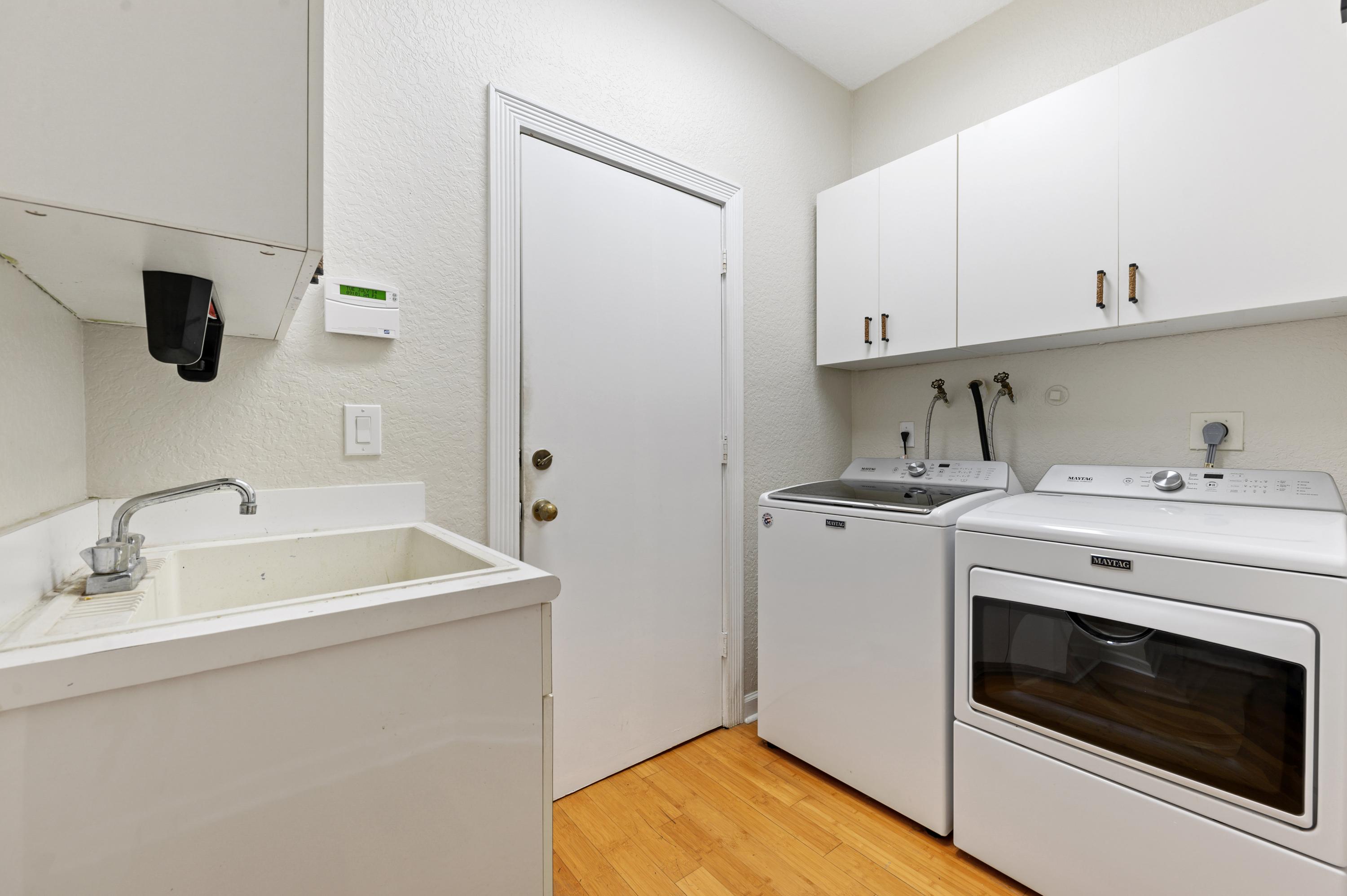 4080 Northwest 58th Lane Boca Raton, FL 33496 - Photo 10 of 20 Laundry
