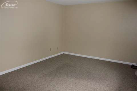 11785 Pittsburg Road Durand, MI 48429 - Photo 8 of 37 20388361-7.JPG