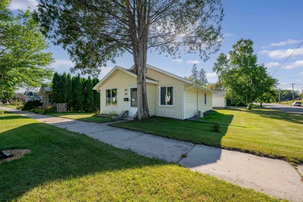 $189,950 | 523 Northwest 6th Street, Grand Rapids, MN 55744