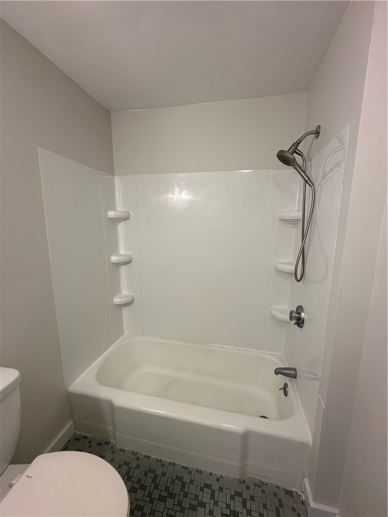 71 Hamlet Avenue, Unit 3R Woonsocket, RI 02895 - Photo 23 of 29
