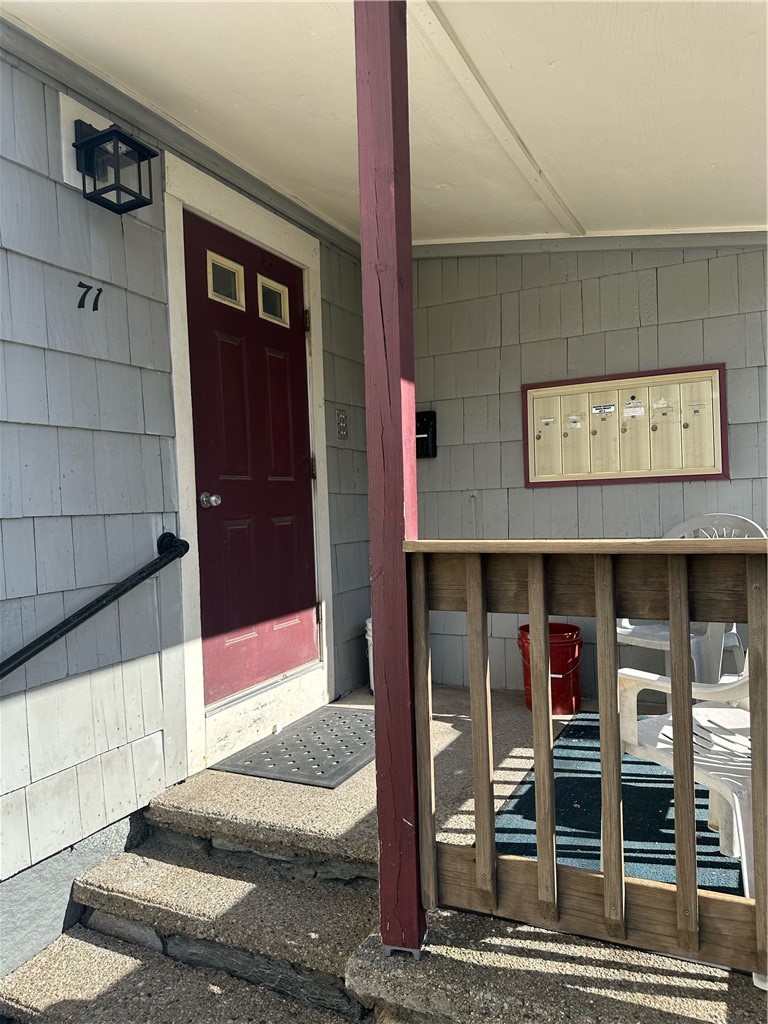 71 Hamlet Avenue, Unit 3R Woonsocket, RI 02895 - Photo 3 of 29