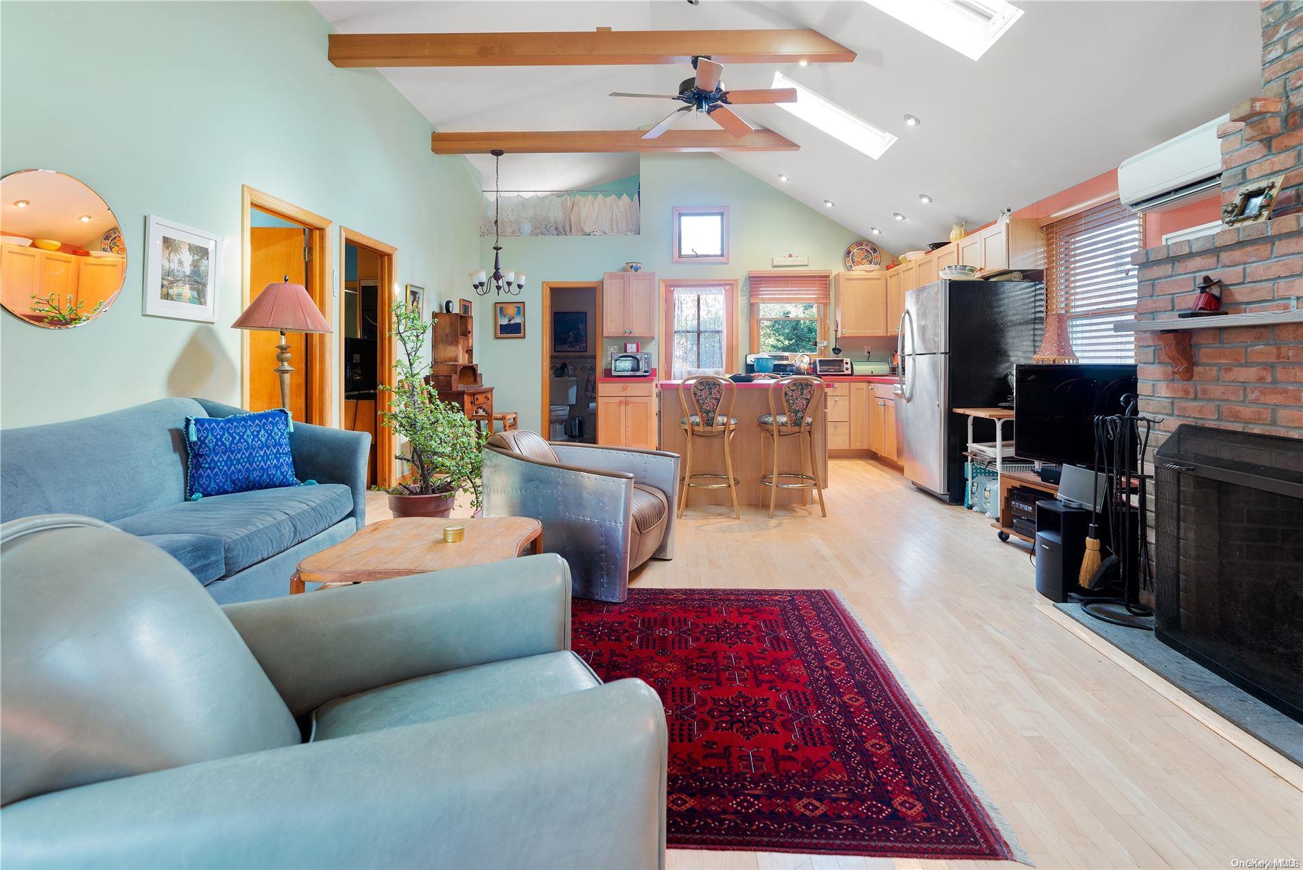 61 Ocean Road Ocean Beach, NY 11770 - Photo 4 of 22