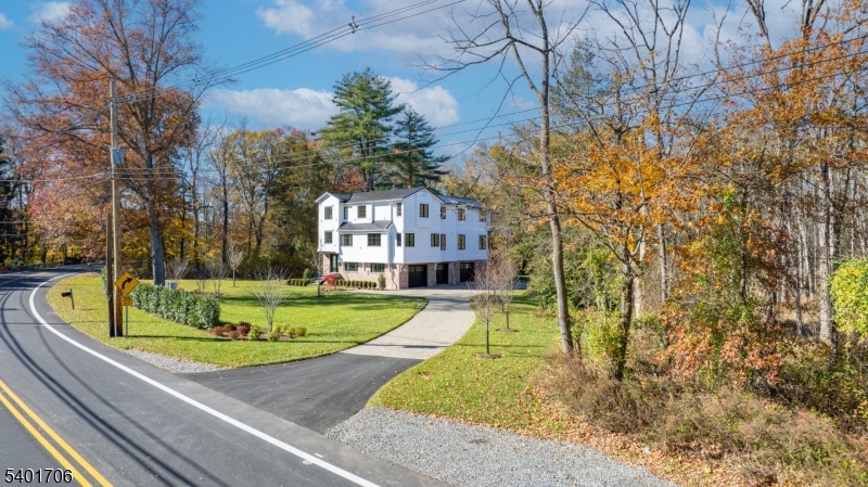 446 Green Village Road Green Village, NJ 07935 - Photo 5 of 32