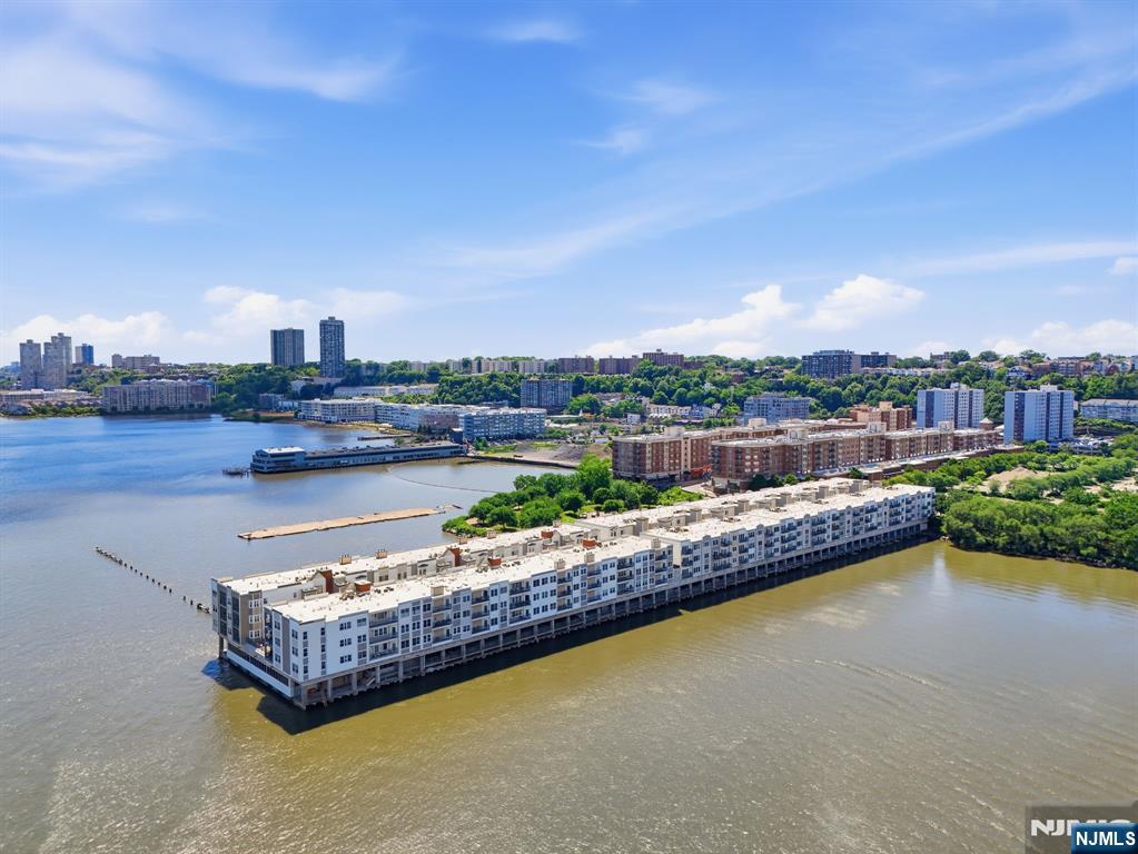 242 The Promenade, Unit 242 Edgewater, NJ 07020 - Photo 48 of 49