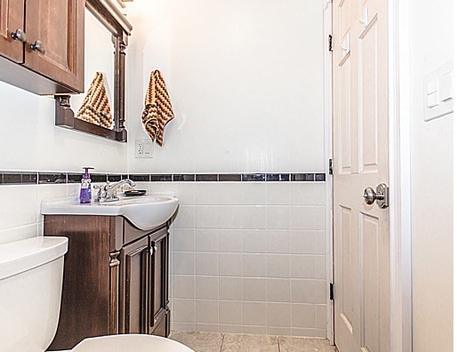 16 South Russell, Unit 2 Boston, MA 02114 - Photo 10 of 14