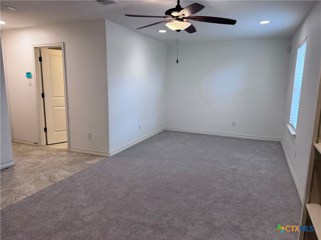 1009 Highknoll Lane Georgetown, TX 78628 - Photo 33 of 41