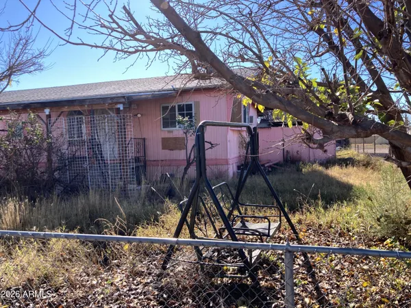 $69,997 | 1639 East 19th Street, Douglas, AZ 85607