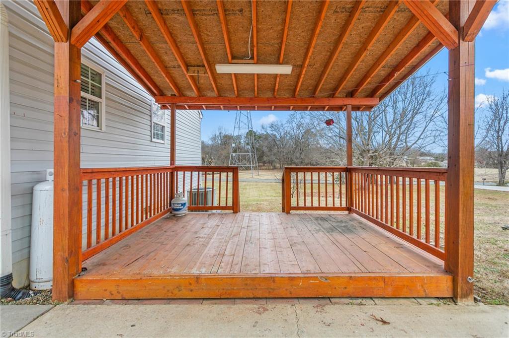 445 Key Street Burlington, NC 27217 - Photo 22 of 25