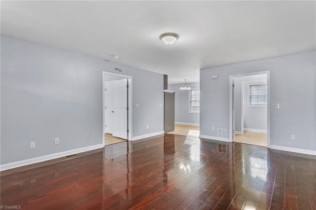 445 Key Street Burlington, NC 27217 - Photo 9 of 25