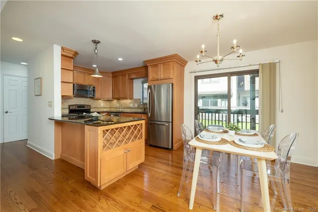$410,000 | 2289 Bedford Street, Unit G7, Stamford, CT 06905