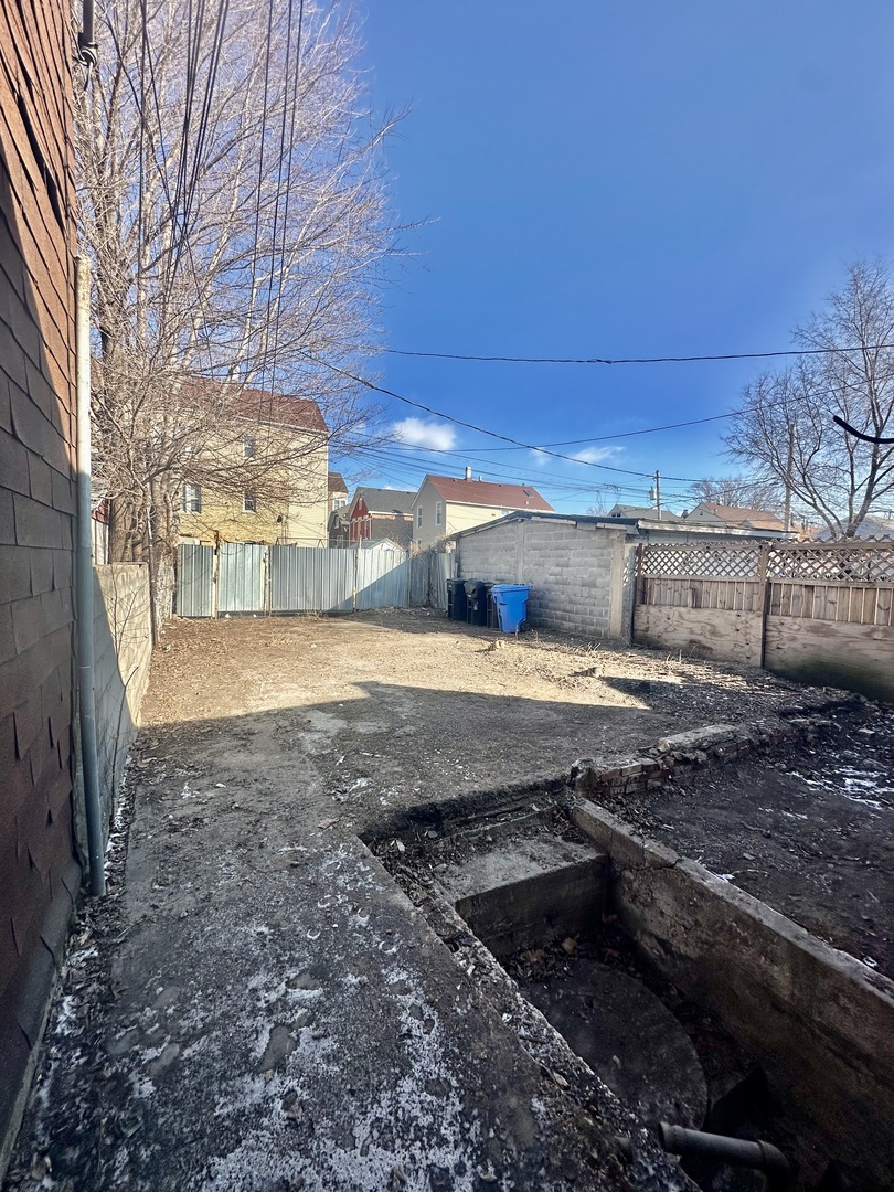 3122 West 25th Street Chicago, IL 60623 - Photo 4 of 6