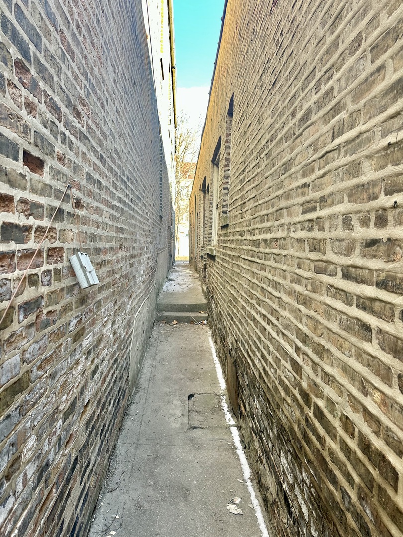 3122 West 25th Street Chicago, IL 60623 - Photo 6 of 6