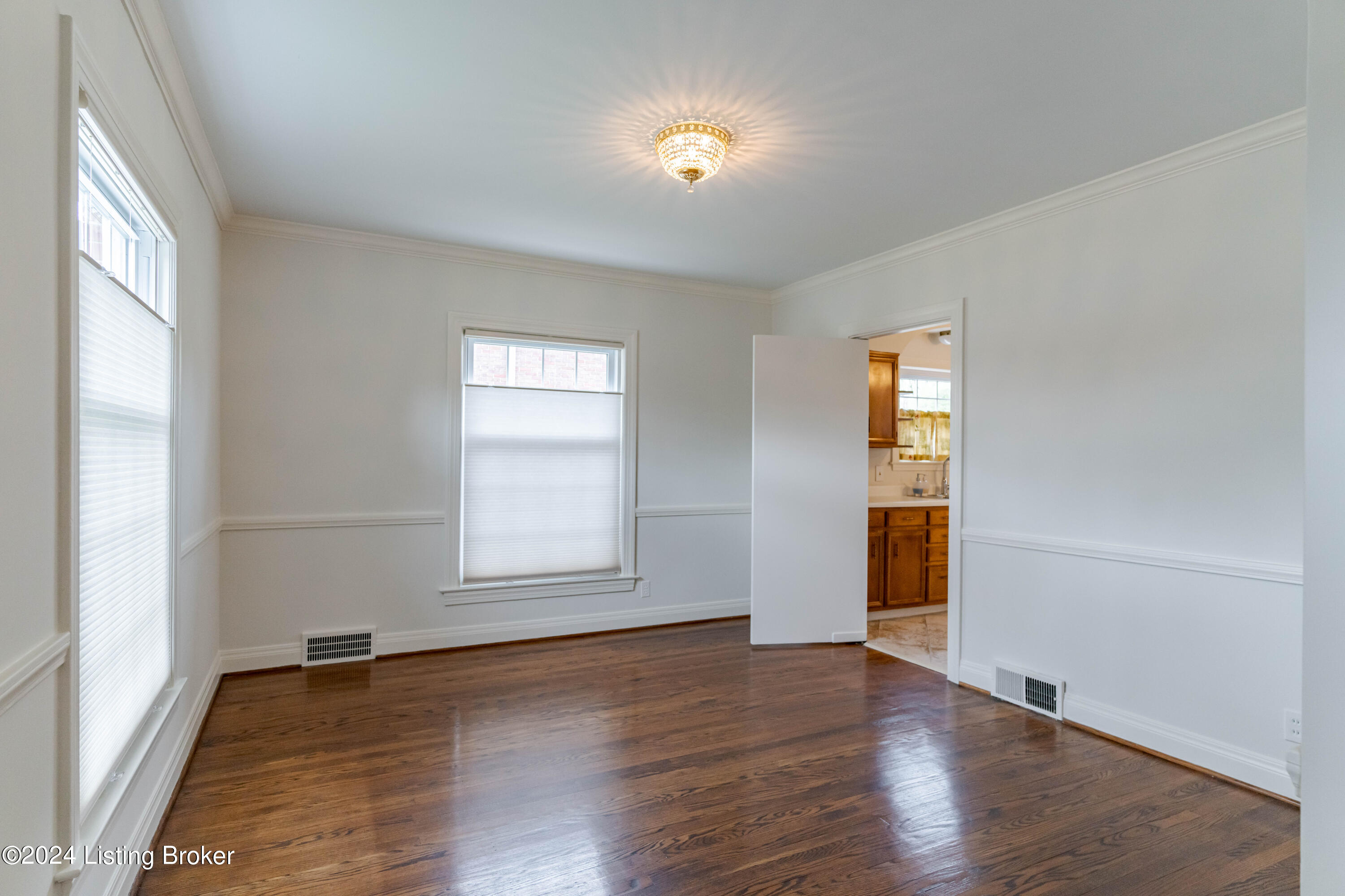 2620 Meadow Road Louisville, KY 40205 - Photo 23 of 61 DSC05831