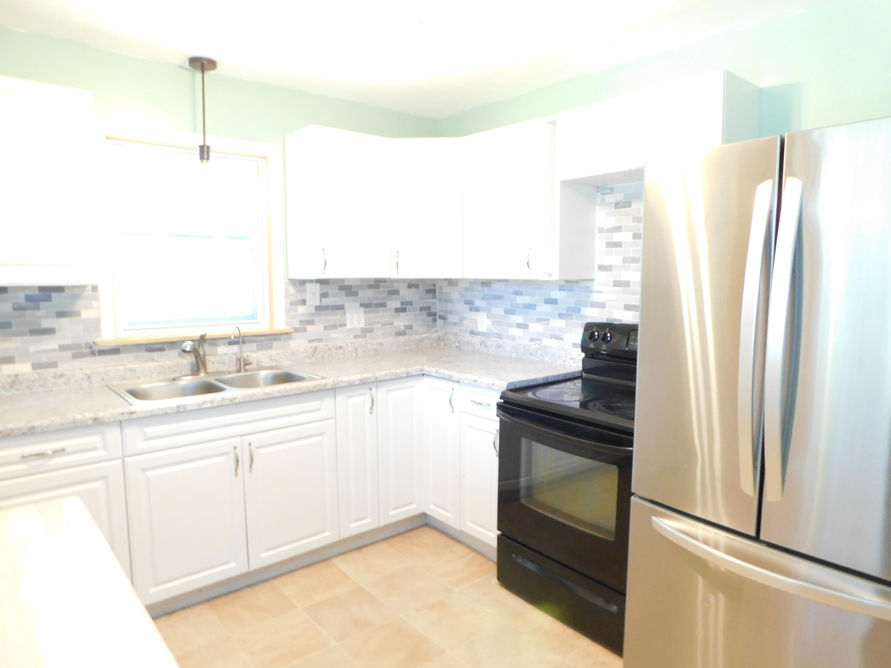 109 Cedar Street Decatur, MI 49045 - Photo 4 of 28 APPLIANCES INCLUDED