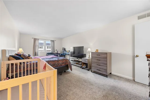 $179,900 | 1162 Hampton Drive, Victor, NY 14564