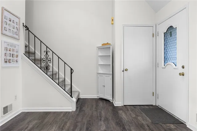 $179,900 | 1162 Hampton Drive, Victor, NY 14564