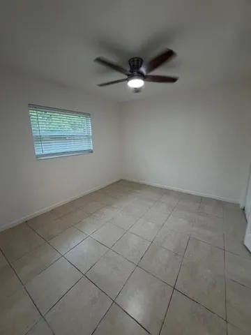 $2,300 | 500 Northwest 8th Court, Boynton Beach, FL 33426