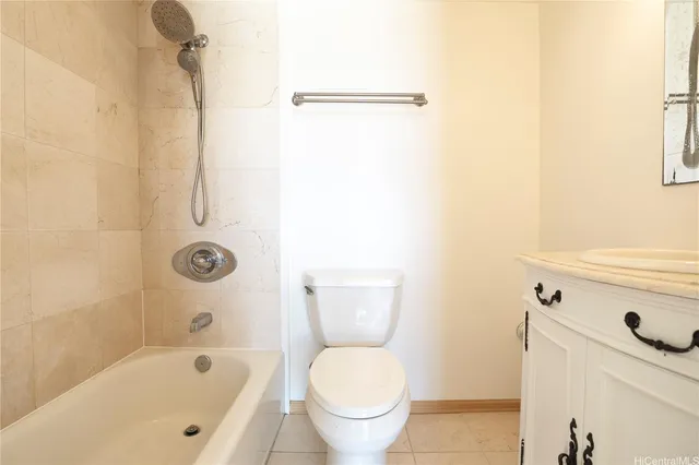 $2,850 | 2916 Date Street, Unit 11C, Honolulu, HI 96816