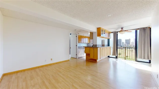 $2,850 | 2916 Date Street, Unit 11C, Honolulu, HI 96816