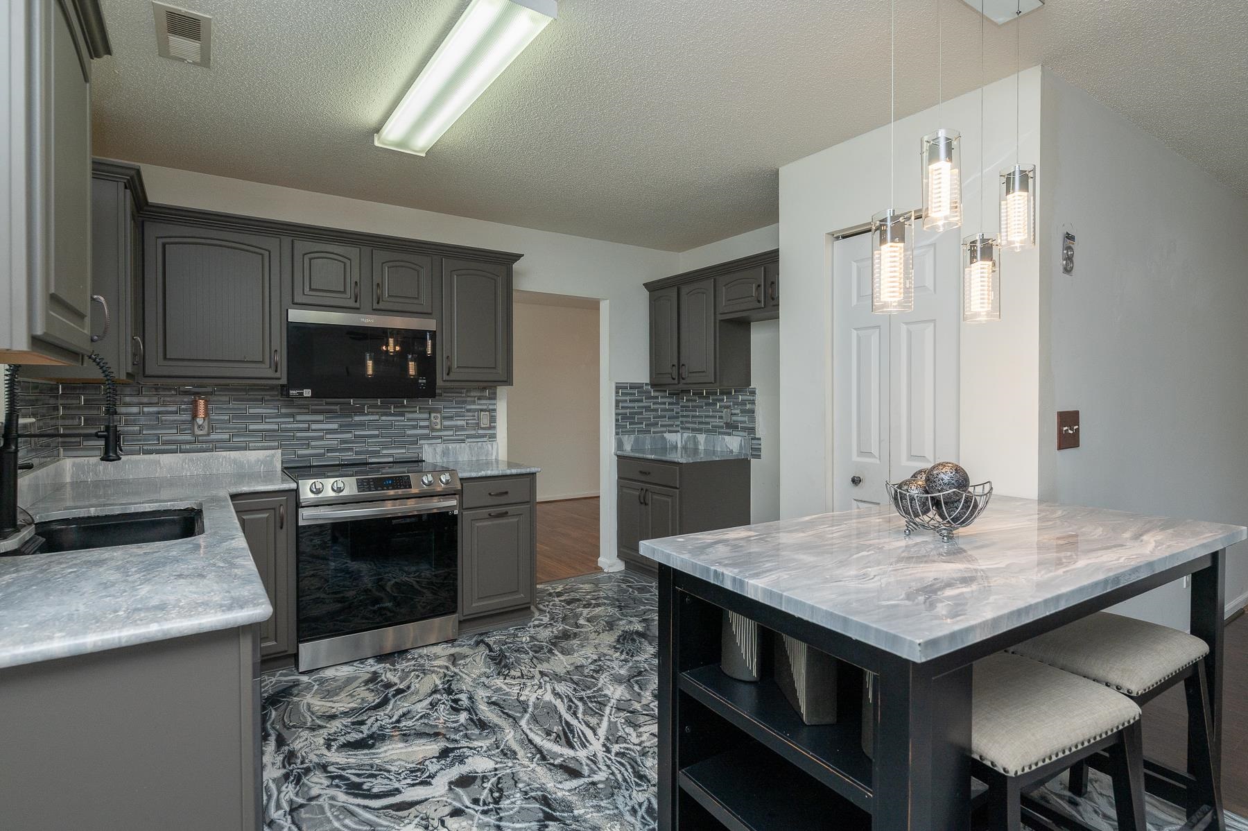 8 Single Oak Court Fountain Inn, SC 29644 - Photo 11 of 38