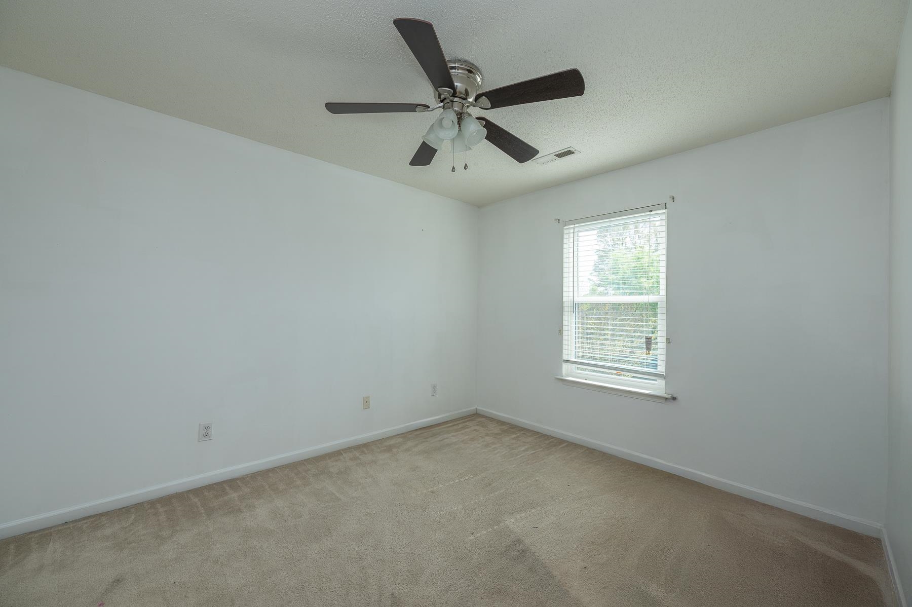 8 Single Oak Court Fountain Inn, SC 29644 - Photo 30 of 38