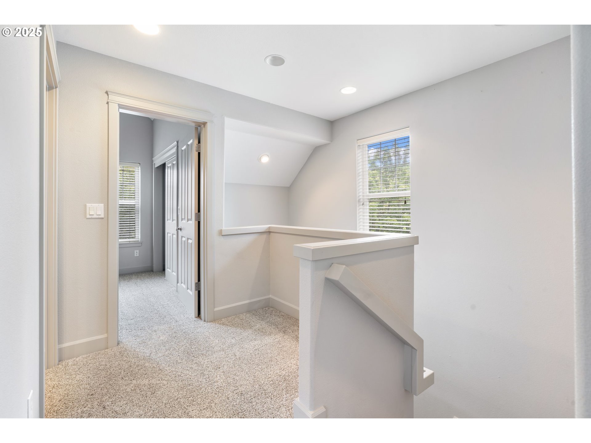 2512 Northwest Miller Road, Unit 20 Portland, OR 97229 - Photo 23 of 45