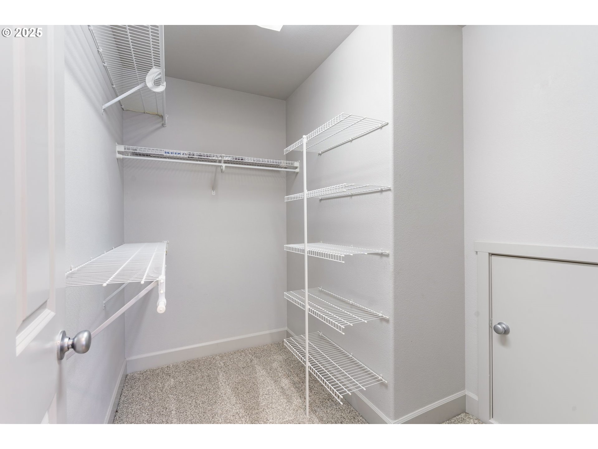 2512 Northwest Miller Road, Unit 20 Portland, OR 97229 - Photo 31 of 45