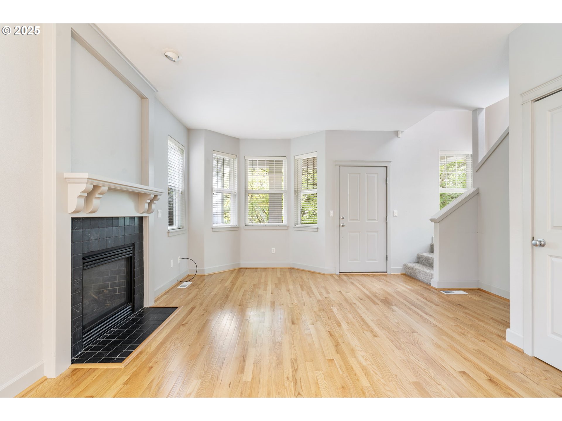 2512 Northwest Miller Road, Unit 20 Portland, OR 97229 - Photo 10 of 45