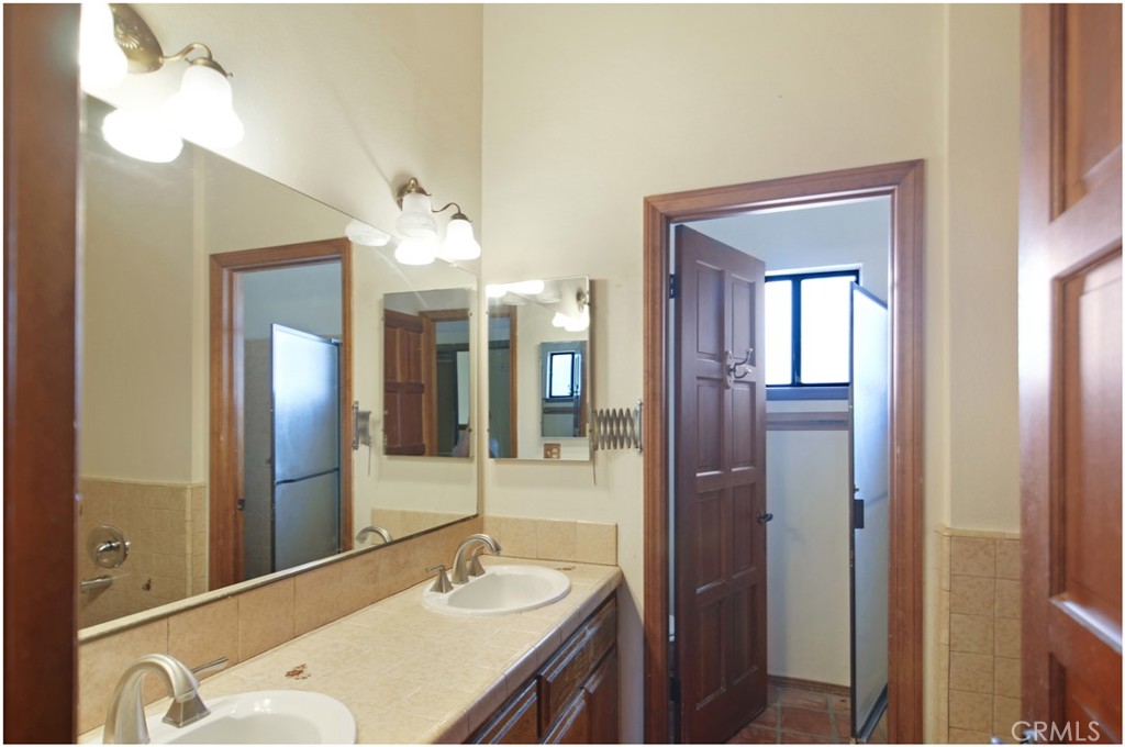 627 19th Street Huntington Beach, CA 92648 - Photo 17 of 43