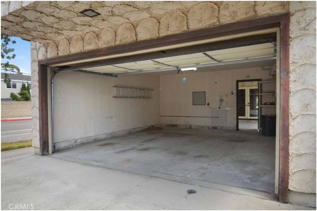 627 19th Street Huntington Beach, CA 92648 - Photo 29 of 43