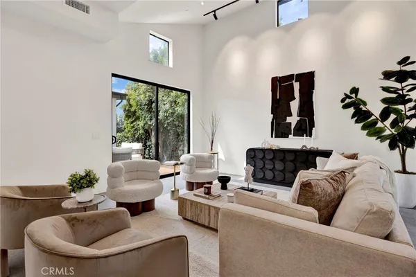 $2,778,000 | 325 West Grand View Avenue, Sierra Madre, CA 91024
