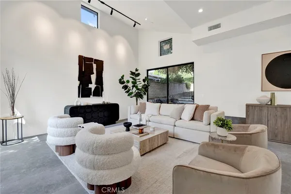 $2,778,000 | 325 West Grand View Avenue, Sierra Madre, CA 91024