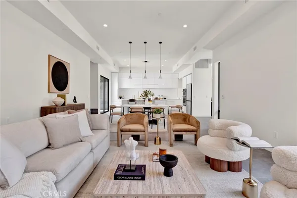 $2,778,000 | 325 West Grand View Avenue, Sierra Madre, CA 91024