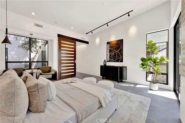 $2,778,000 | 325 West Grand View Avenue, Sierra Madre, CA 91024