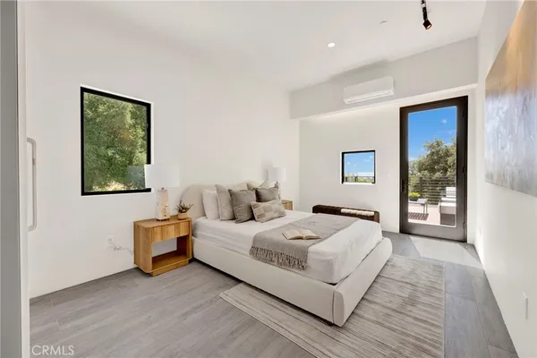 $2,778,000 | 325 West Grand View Avenue, Sierra Madre, CA 91024