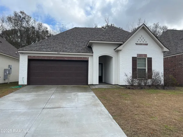 $2,200 | 404 Sparrowhawk Street, Broussard, LA 70518