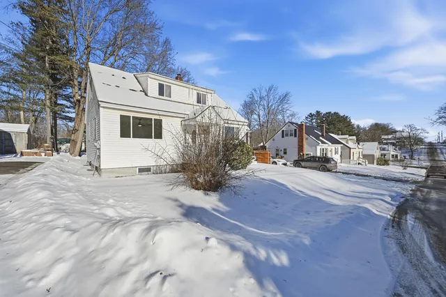 $259,900 | 32 Abbott Street, Waterville, ME 04901