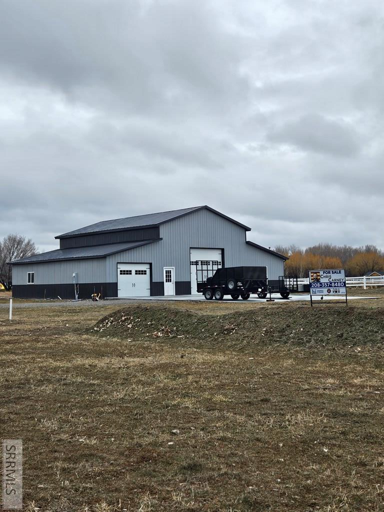 4424 375 North Rigby, ID 83442 - Photo 2 of 44
