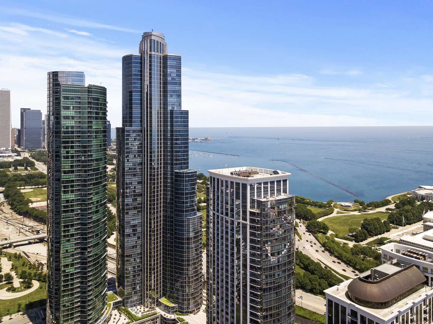 1201 South Prairie Avenue, Unit 601 Chicago, IL 60605 - Photo 52 of 52 a view of a city with tall buildings