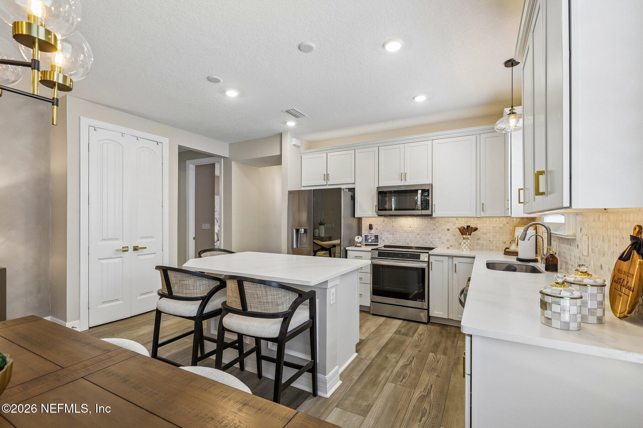 107 Oyster Shell Terrace Ponte Vedra, FL 32081 - Photo 13 of 34 KITCHEN