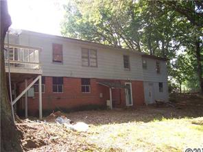2703 South Point Road Belmont, NC 28012 - Photo 15 of 15 a backyard of a house