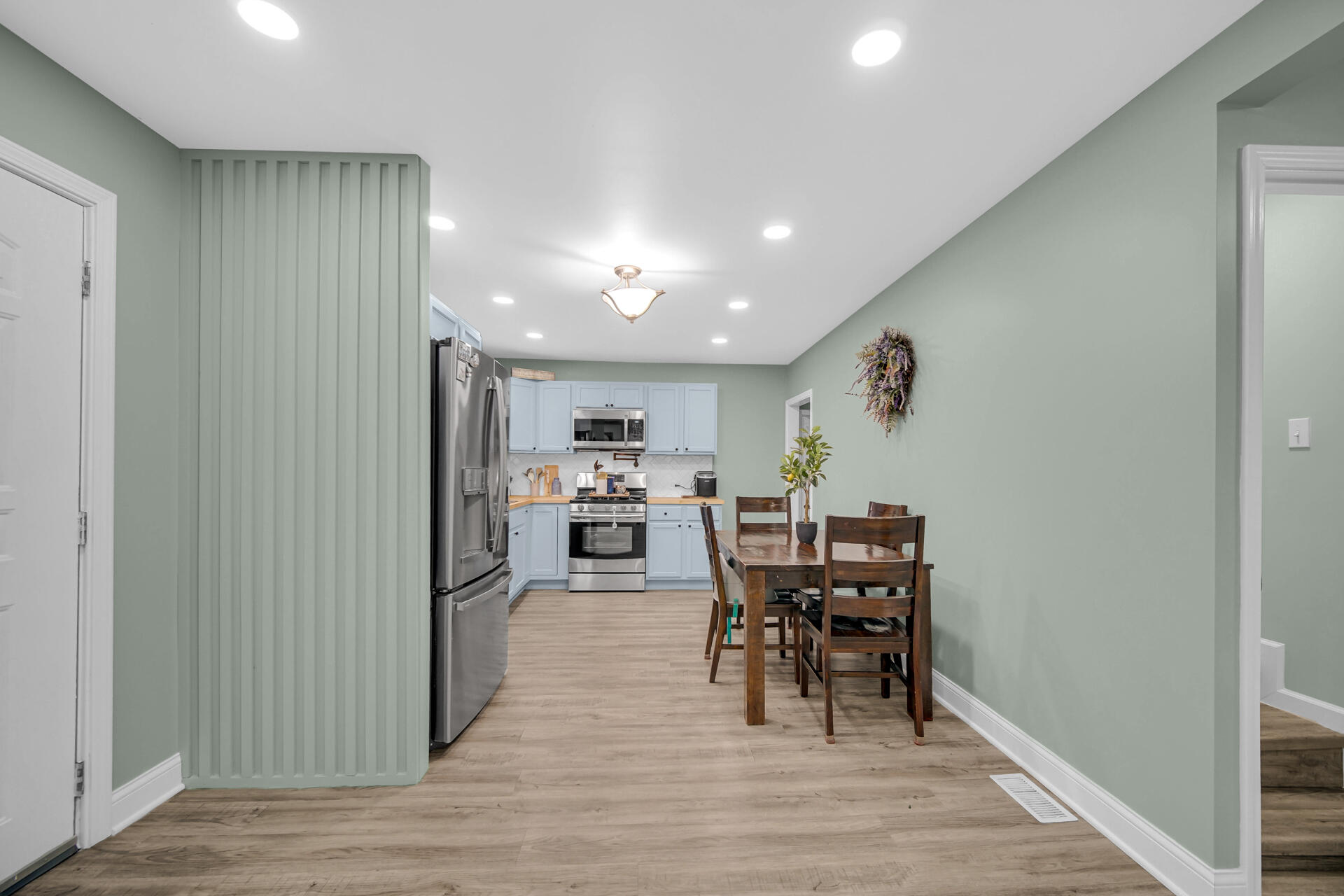 1121 Wright Street Gary, IN 46404 - Photo 5 of 16 1920x1280