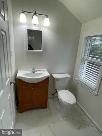 $3,950 | 7000 Exeter Road, Bethesda, MD 20814