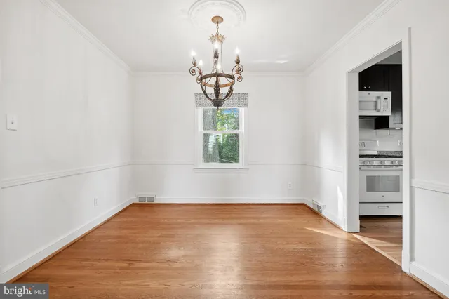 $3,950 | 7000 Exeter Road, Bethesda, MD 20814