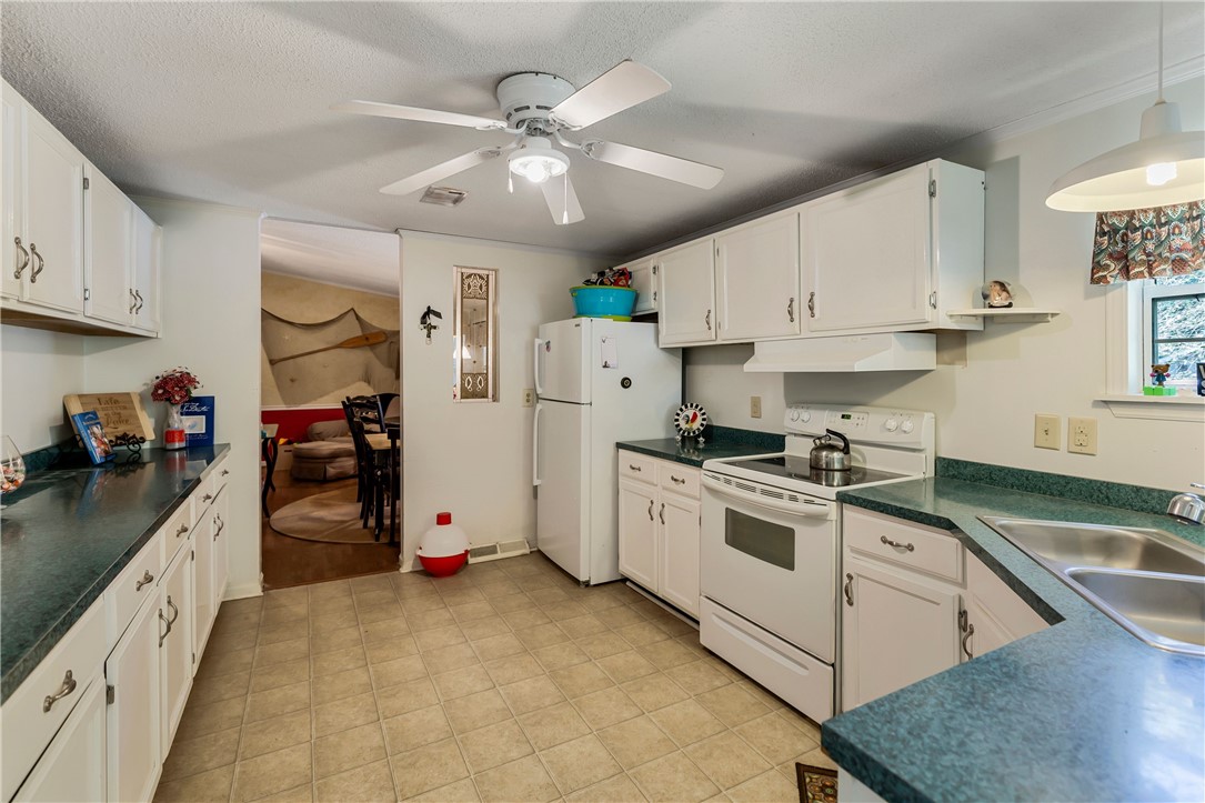 931 Shelor Ferry Road Fair Play, SC 29643 - Photo 7 of 38 Gallery Image 7