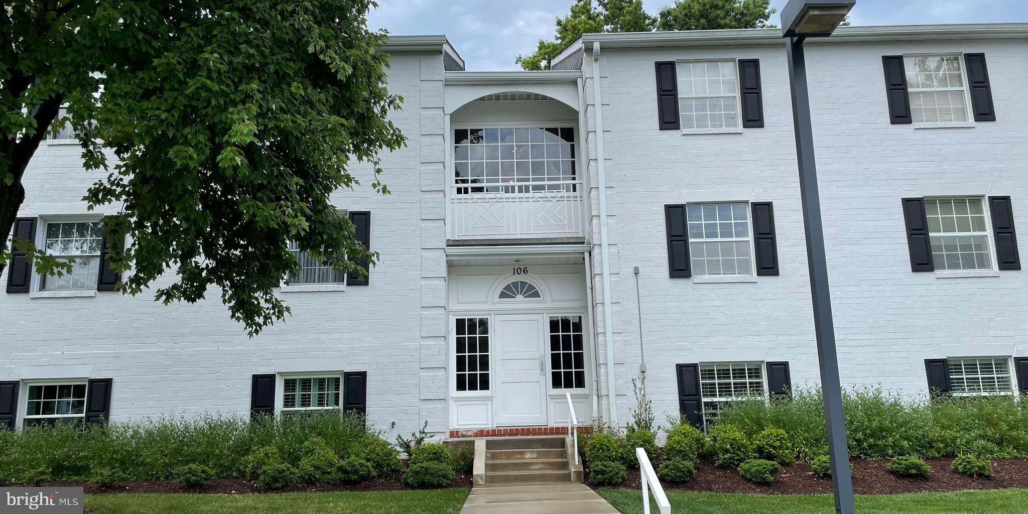 106 Castletown Road, Unit 202 Lutherville-Timonium, MD 21093 - Photo 1 of 13 Gallery Image 1